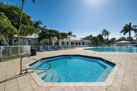 8741 Nw 110th Avenue Doral FL 33178