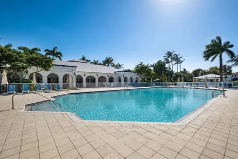 8741 Nw 110th Avenue Doral FL 33178