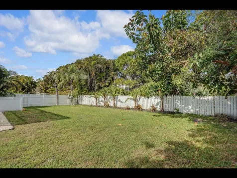 609 Oak Terrace Jupiter FL 33458