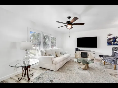 609 Oak Terrace Jupiter FL 33458