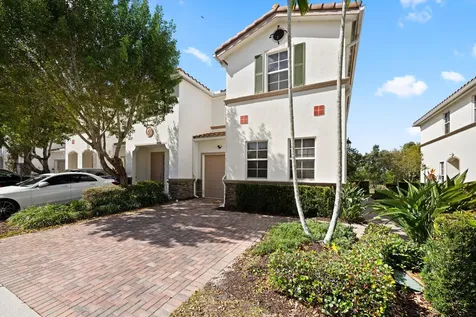 4581 Tara Cove Way West Palm Beach FL 33417