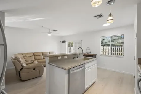 324 Se Bloxham Way Stuart FL 34997