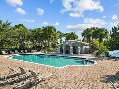 324 Se Bloxham Way Stuart FL 34997