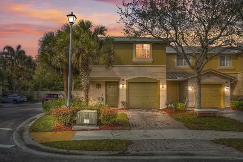 324 Se Bloxham Way Stuart FL 34997
