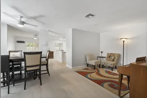 324 Se Bloxham Way Stuart FL 34997