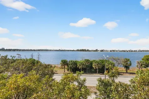 300 S Australian Avenue West Palm Beach FL 33401