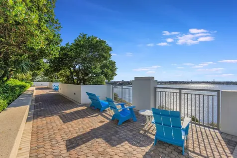 300 S Australian Avenue West Palm Beach FL 33401