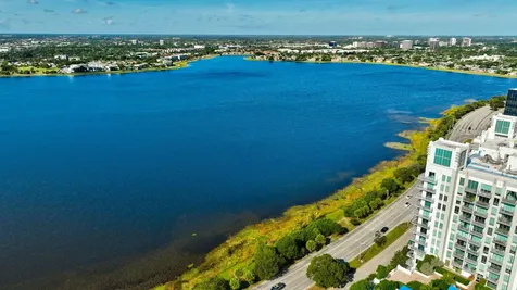 300 S Australian Avenue West Palm Beach FL 33401