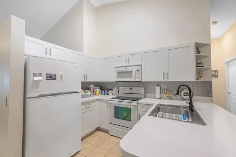 445 Nw Sherry Lane Port Saint Lucie FL 34986