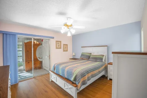 33 Lake Vista Trail Port Saint Lucie FL 34952