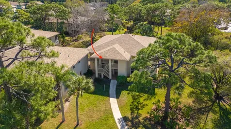 33 Lake Vista Trail Port Saint Lucie FL 34952