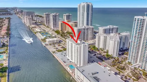 3000 S Ocean Drive Hollywood FL 33019