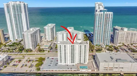 3000 S Ocean Drive Hollywood FL 33019