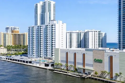 3000 S Ocean Drive Hollywood FL 33019