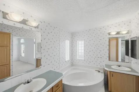 8125 Meadowlark Lane Port Saint Lucie FL 34952