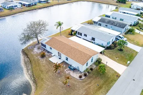8125 Meadowlark Lane Port Saint Lucie FL 34952