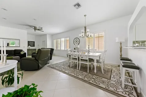 9142 Bay Point Circle West Palm Beach FL 33411