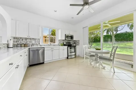 9142 Bay Point Circle West Palm Beach FL 33411