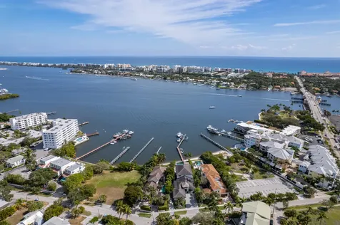 318 N Lake Drive Lantana FL 33462