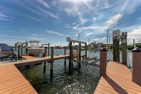 318 N Lake Drive Lantana FL 33462