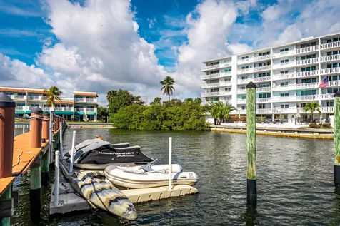 318 N Lake Drive Lantana FL 33462