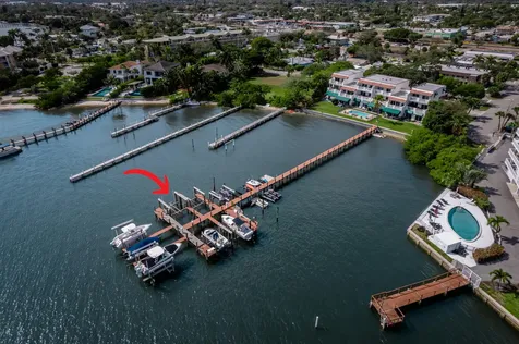 318 N Lake Drive Lantana FL 33462