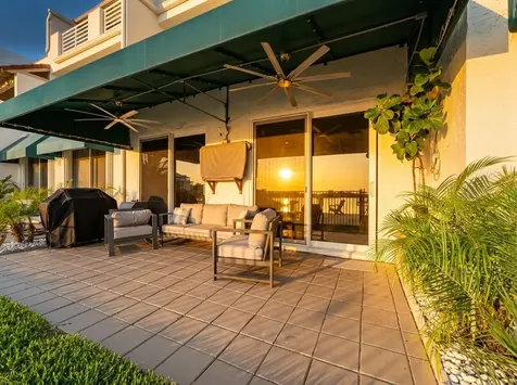 318 N Lake Drive Lantana FL 33462