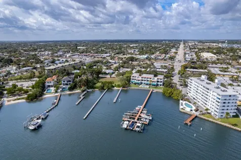 318 N Lake Drive Lantana FL 33462