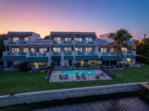 318 N Lake Drive Lantana FL 33462