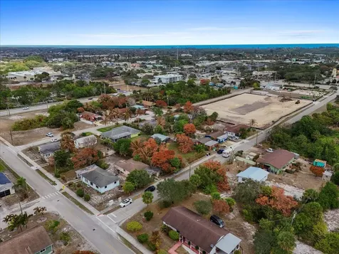 0 SE Neptune Street Hobe Sound FL 33455