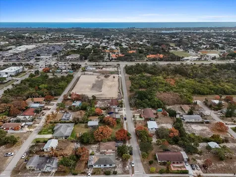 0 SE Neptune Street Hobe Sound FL 33455