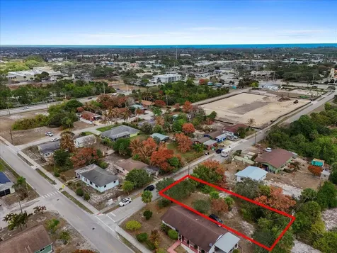 0 SE Neptune Street Hobe Sound FL 33455