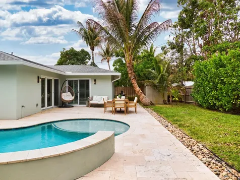 359 Church Road Tequesta FL 33469