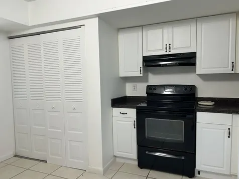 25 Abbey Lane Delray Beach FL 33446