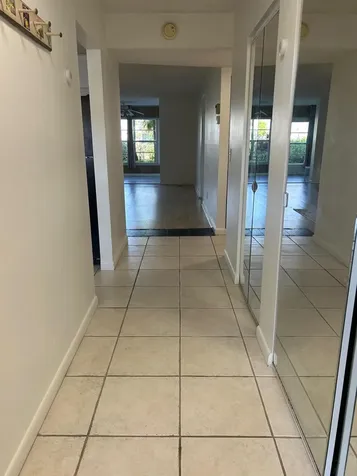 25 Abbey Lane Delray Beach FL 33446