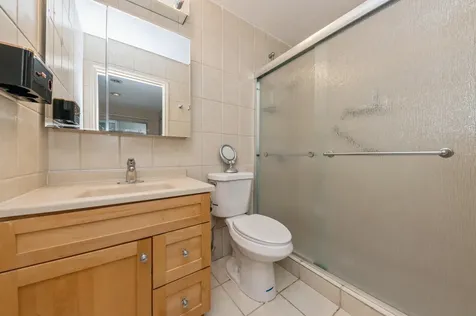 98 Waterford Delray Beach FL 33446