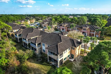 8266 Mulligan Circle Port Saint Lucie FL 34986