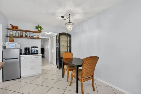 290 Oakridge Q Deerfield Beach FL 33442
