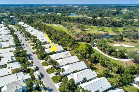9213 Heathridge Drive West Palm Beach FL 33411