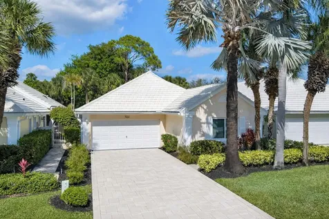 9213 Heathridge Drive West Palm Beach FL 33411