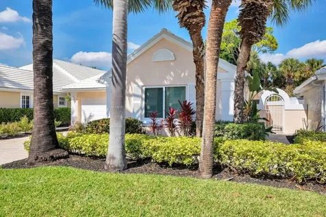 9213 Heathridge Drive West Palm Beach FL 33411