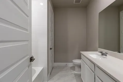 6632 NW Cloverdale Avenue Port Saint Lucie FL 34987