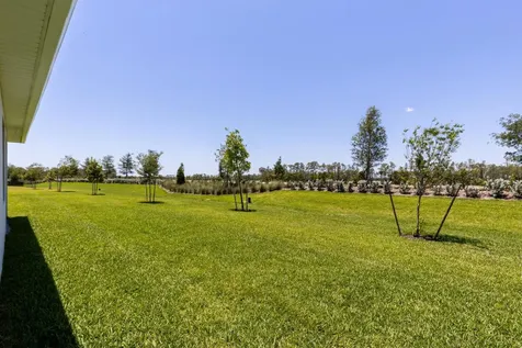 6632 NW Cloverdale Avenue Port Saint Lucie FL 34987