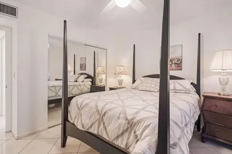6850 10th Avenue Lake Worth FL 33467