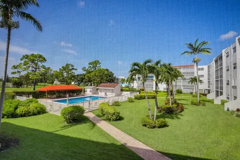 6850 10th Avenue Lake Worth FL 33467