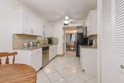 6850 10th Avenue Lake Worth FL 33467