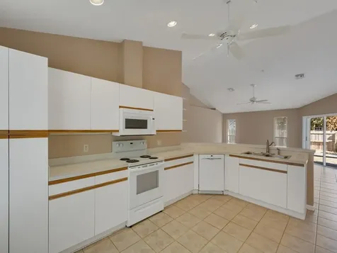 1726 16th Avenue Vero Beach FL 32962