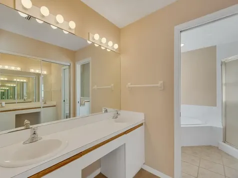 1726 16th Avenue Vero Beach FL 32962