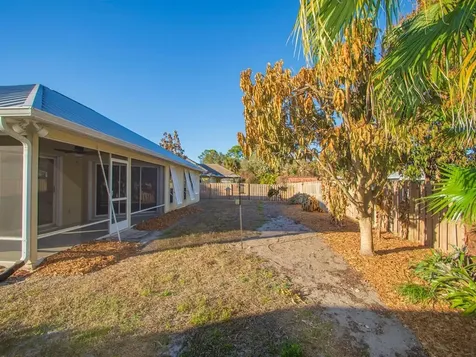 1726 16th Avenue Vero Beach FL 32962