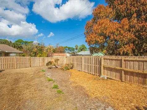 1726 16th Avenue Vero Beach FL 32962